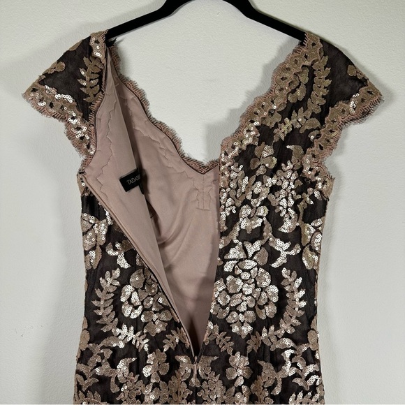 Tadashi Shoji Paillette Embroidered Antique Pink Lace and Sequin Dress Size 4 - Picture 10 of 17